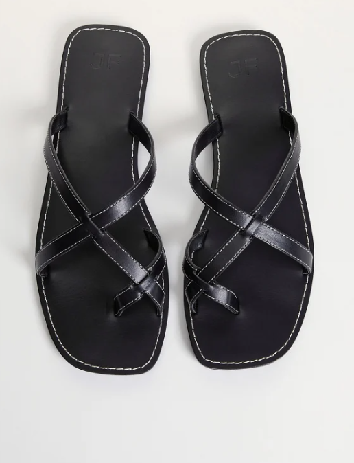 Chleo Flat Sandal